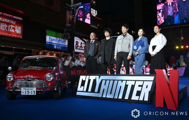 Attendees of the "City Hunter" Blue Carpet World Premiere Event (from left): Yūichi Satō, Masanobu Ando, Ryōhei Suzuki, Misato Morita, Fumino Kimura (C) ORICON NewS inc.