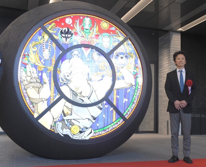 Hirohiko Araki speaking at the Osaka Station West Area Art Project 'WARP' public ceremony