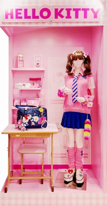 Fashion display image (C)2024 SANRIO CO., LTD. APPROVAL NO. SP650123