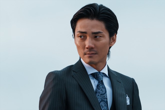 Arisu and Usagi facing dangerous game challenges in Alice in Borderland Season 3