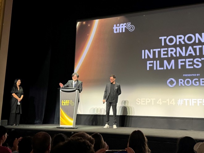 A scene from the stage greeting before the screening of Endless Scarlet at the "50th Toronto International Film Festival."