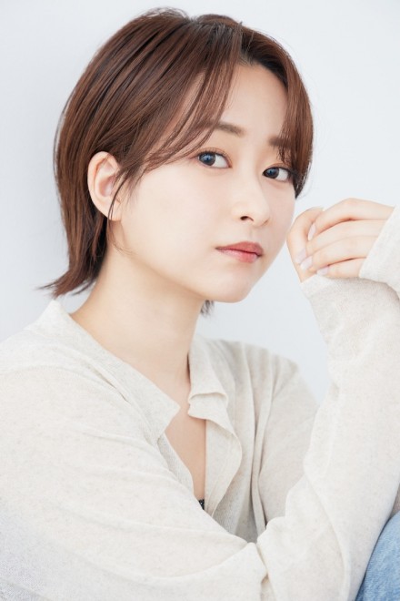 Maki Kawase (as Ami)