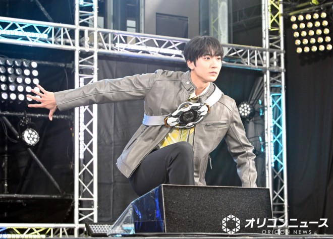 Sora Otosumi and Kamen Rider MY-TH Played by Ikuho Akiya