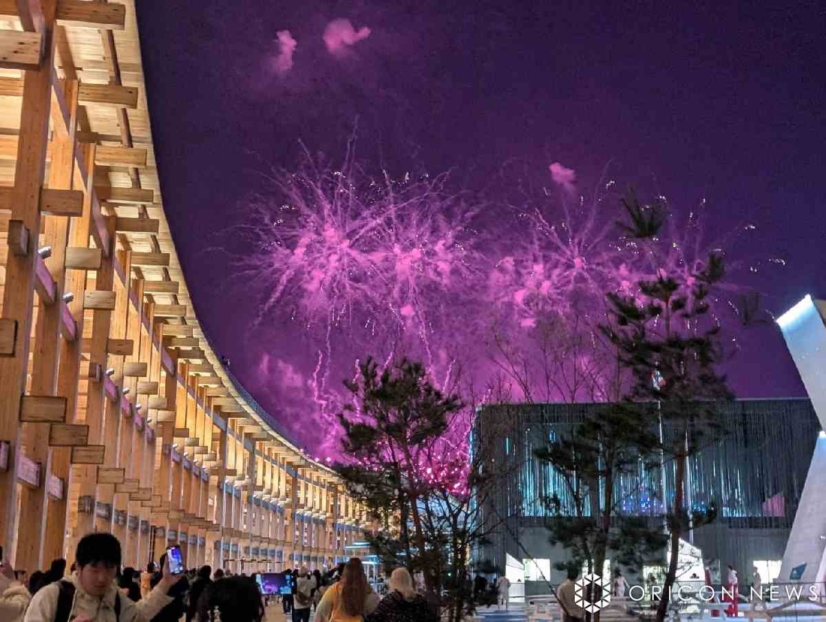 Ado 大阪万博 JAPAN EXPO 2025 通販限定 タペストリー GXzO7cRakAQ3eUP.jpg